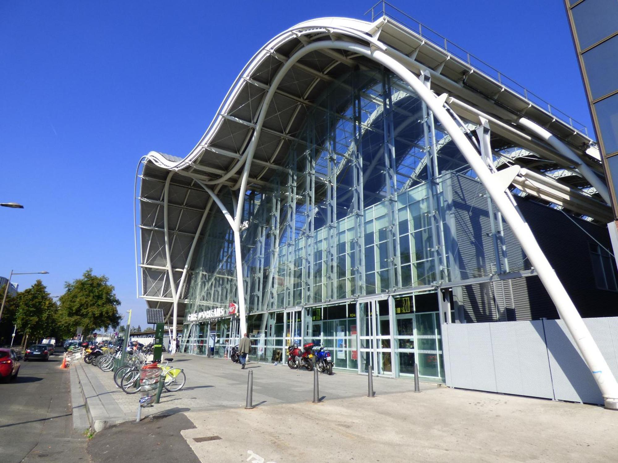 37M2 Lumineux Face Gare Sncf, Wifi Et Cafe Et The Offerts Apartment Orléans Exterior photo